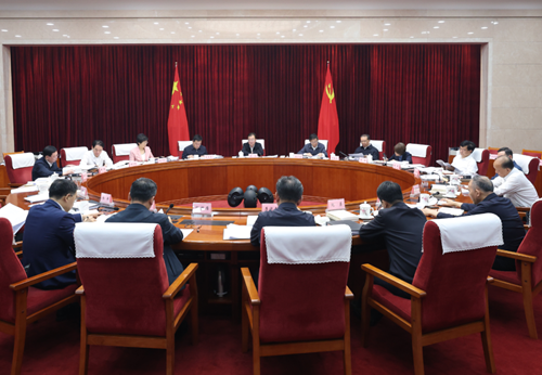 省委全面依法治省委员会召开会议 王宁主持 王予波刘洪建刘晓凯出席